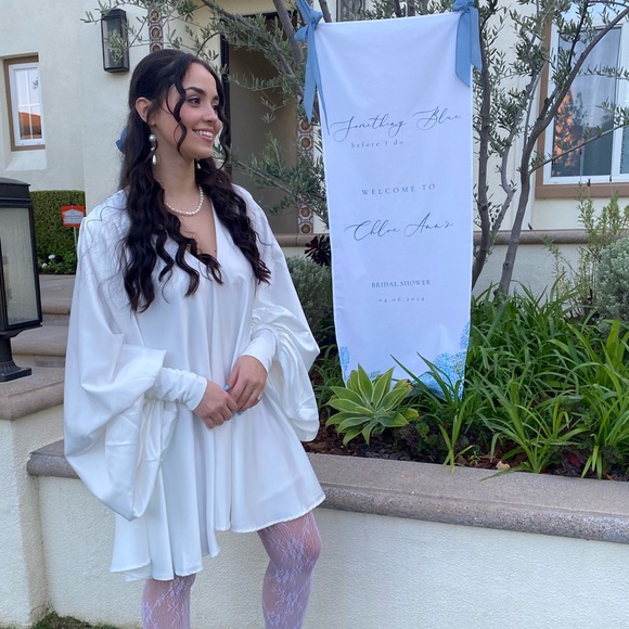 Nasty Gal Plunge Batwing Sleeve Mini Dress 4 - Picture 2 of 4